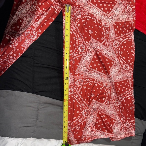 Simple Suzanne Betro 3X Red Bandana Print Pants Comfortable daily active pants - Picture 11 of 11